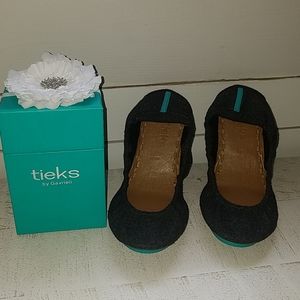 tieks